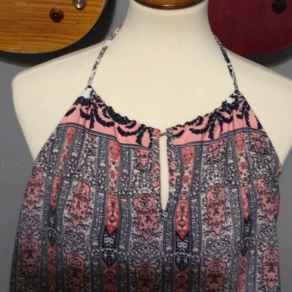 NWOT GORGEOUS FLOWY HALTER MAXI DRESS - Picture 2 of 4